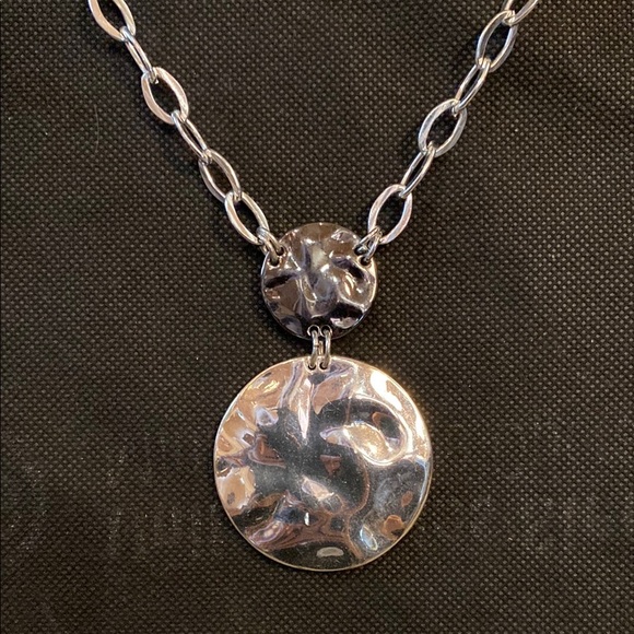 Dana Buchman Silver Hammered Pendant Necklace - Picture 1 of 2